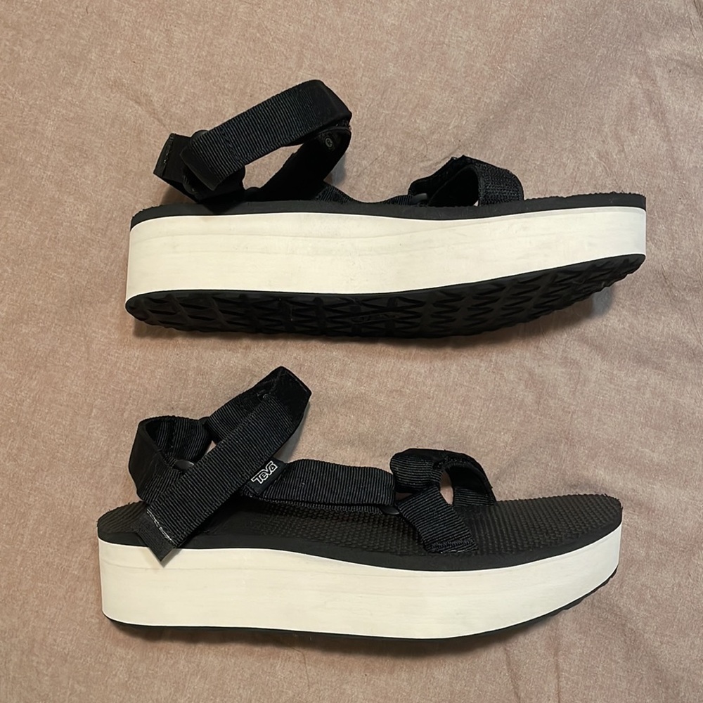 Teva Women's Flatform Universal - Black / Tan